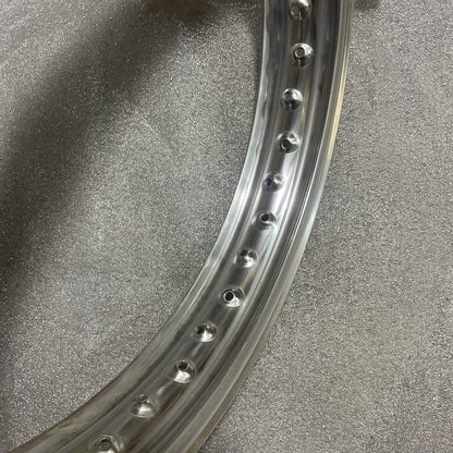 19 x 2.15 (40) Excel Valanced Rim - BSA Goldstar A10 A7 Starfire B31 B33 Rear (Silver Anodised))
