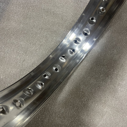 18 x 2.50 Borrani Valanced Rim - Kawasaki Z650 Yamaha W650 - Drum Rear
