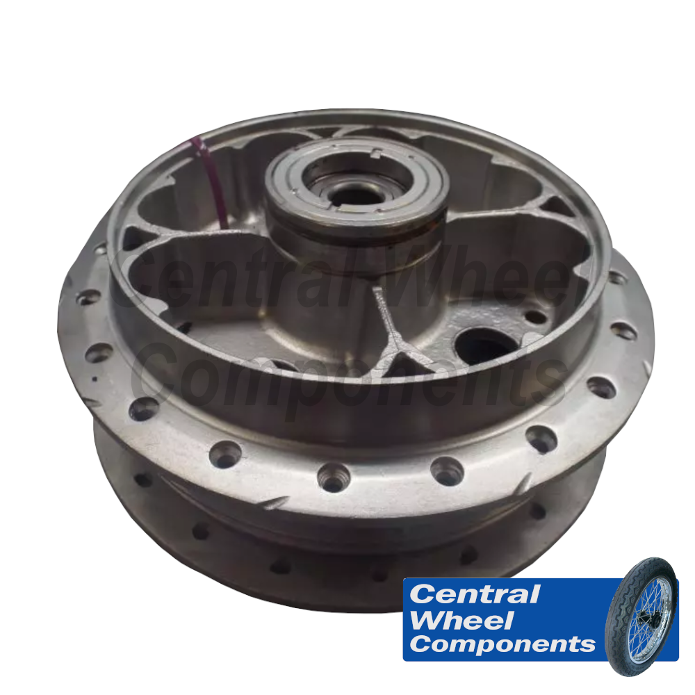 Honda CB750 18" x 2.15 Rear Rim & Spoke Set – Stainless - Drum Hub (69–76) - Central Wheel Components